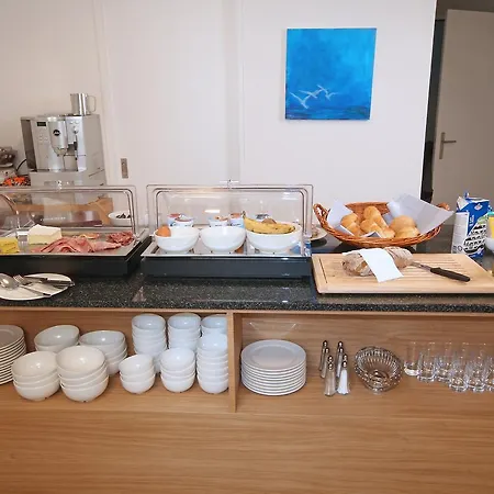 מלון Hotel Flawil